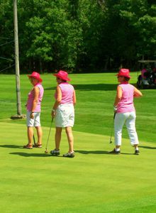Blue Heron Golf Club takes part in Golf For The Cure